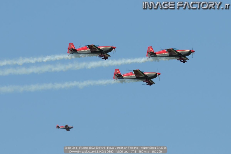 2010-09-11 Rivolto 1823 50 PAN - Royal Jordanian Falcons - Walter Extra EA300s.jpg